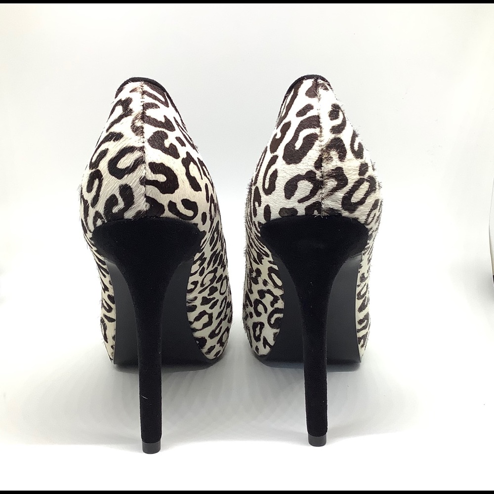 Guess Women’s Honora Platform Pumps - Picture 3 of 7